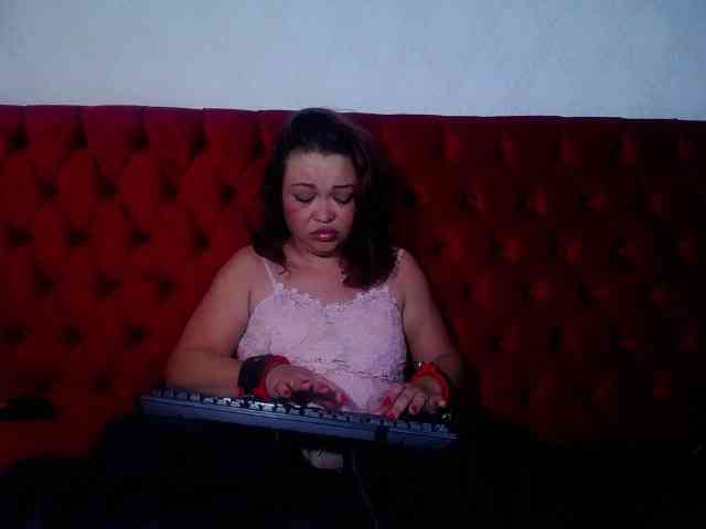 AngelicaMilf03 webcam