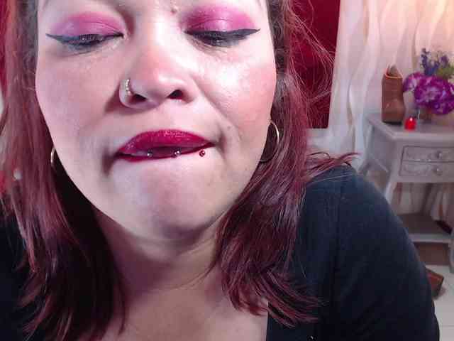 AngelicaMilf03 webcam