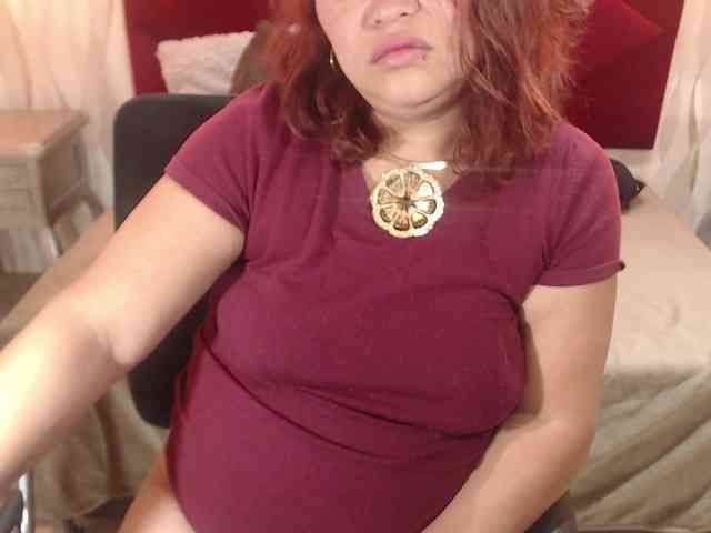 AngelicaMilf03 webcam