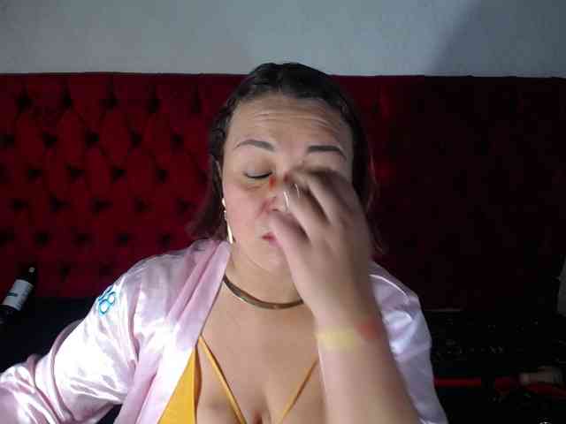 AngelicaMilf03 webcam
