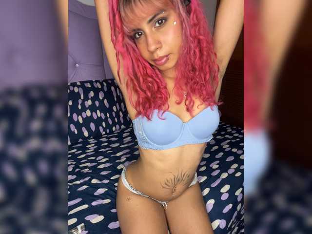 freyela live cam on BongaCams