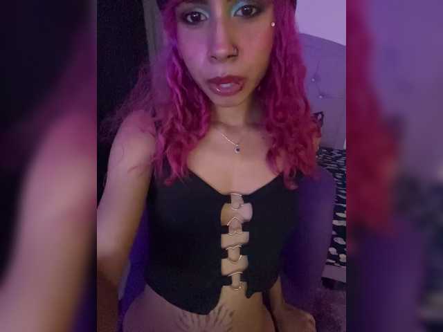 freyela live cam on BongaCams