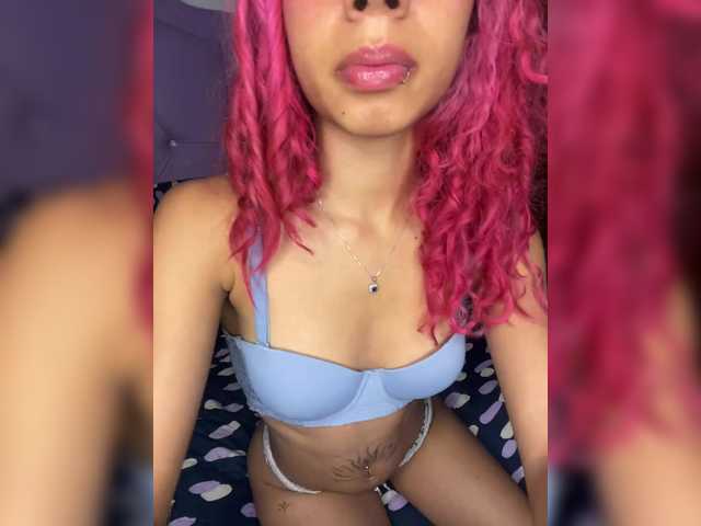 freyela live cam on BongaCams