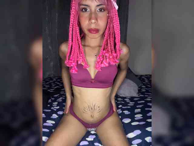 LilTrixxxi webcam
