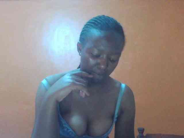 SexyTrina Live Webcam on BongaCams