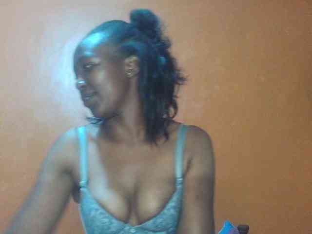 SexyTrina webcam