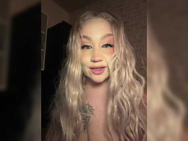 Preview of glamorousblonde