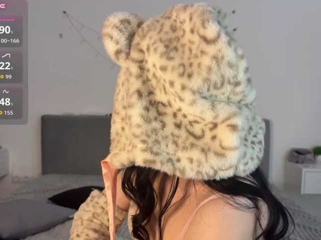 meowcha live cam on BongaCams