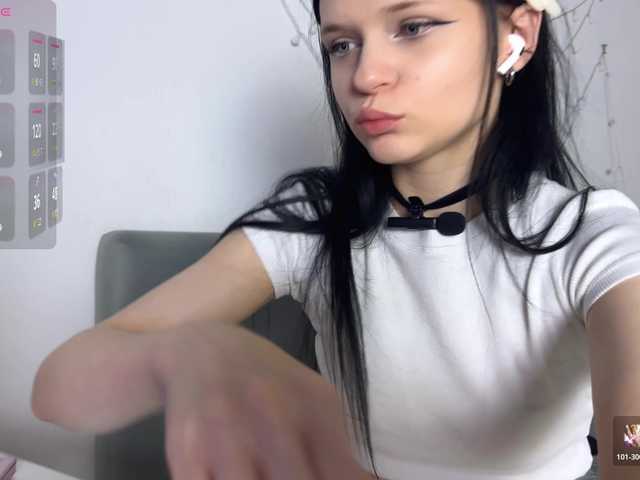 meowcha live cam on BongaCams
