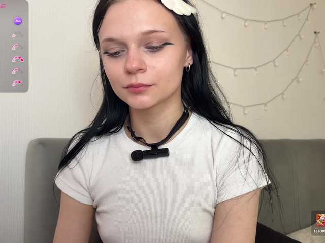 meowcha live cam on BongaCams