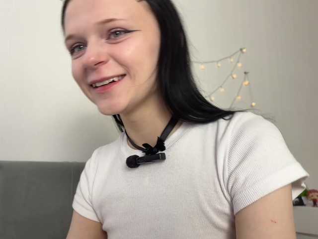 meowcha live cam on BongaCams