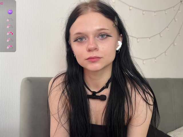 meowcha live cam on BongaCams