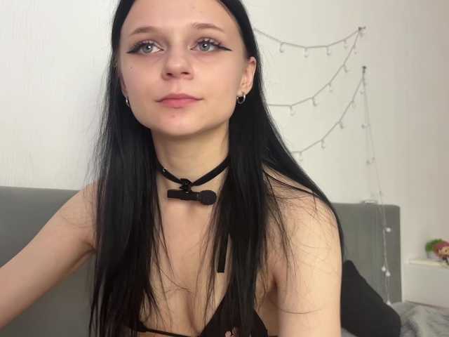 meowcha live cam on BongaCams