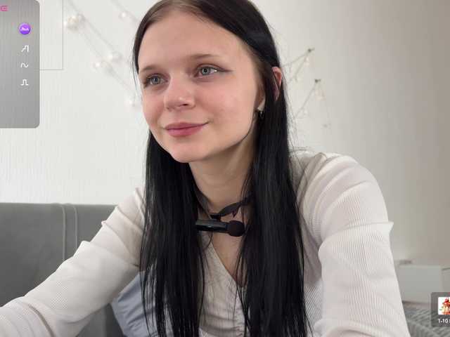 meowcha's BongaCams show and profile