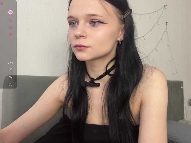 meowcha live cam on BongaCams