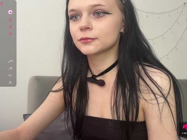 meowcha live cam on BongaCams