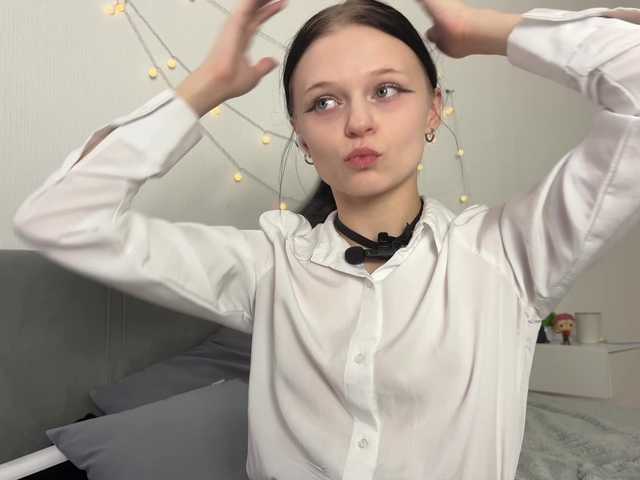 meowcha live cam on BongaCams