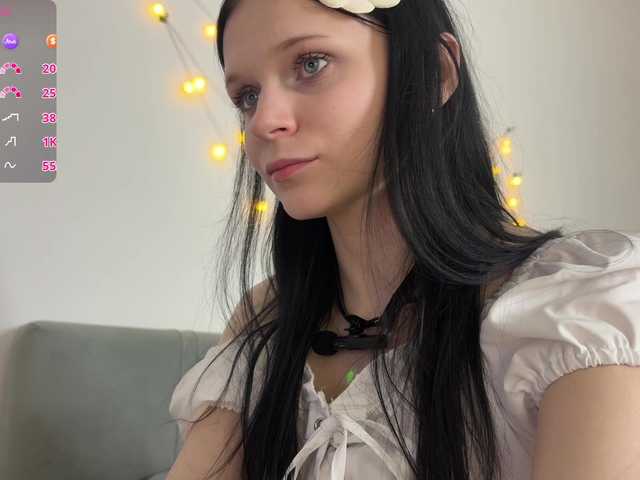 meowcha live cam on BongaCams