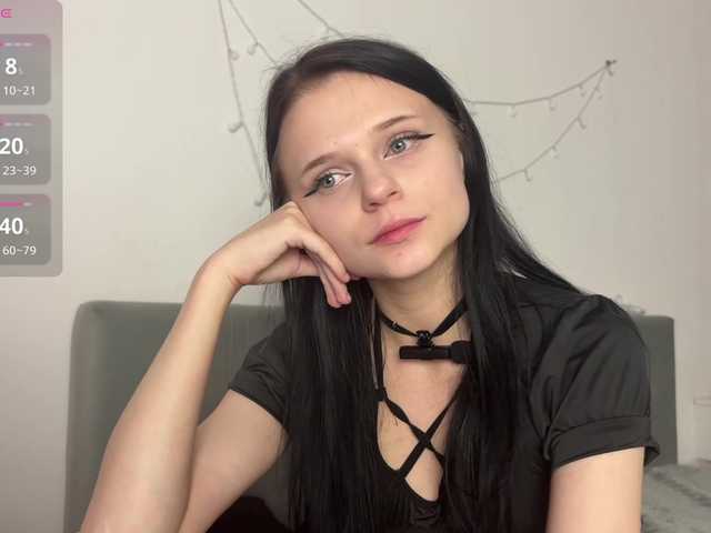meowcha live cam on BongaCams