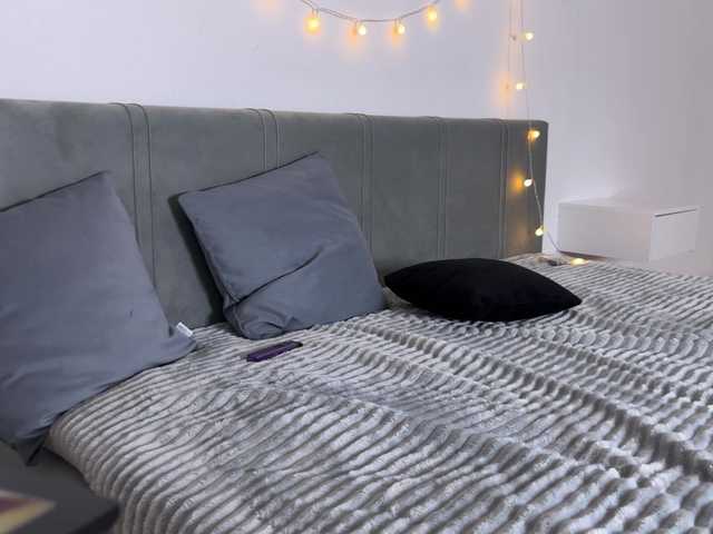 meowcha's BongaCams show and profile