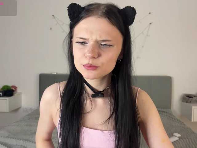 meowcha live cam on BongaCams