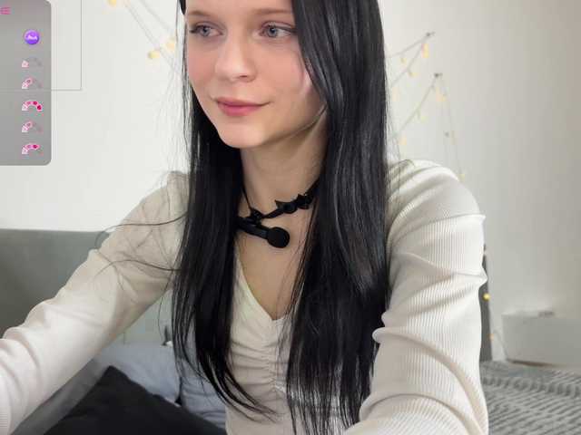 meowcha's BongaCams show and profile