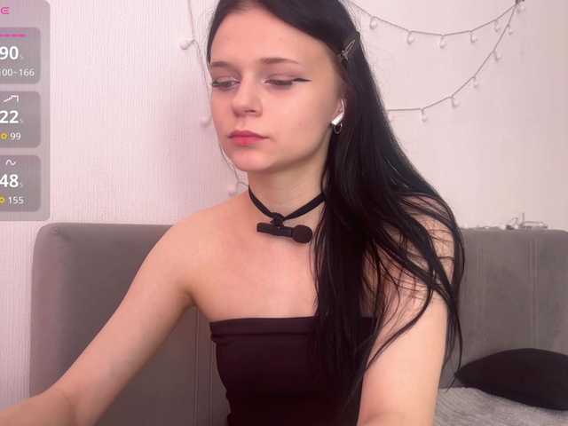 meowcha live cam on BongaCams