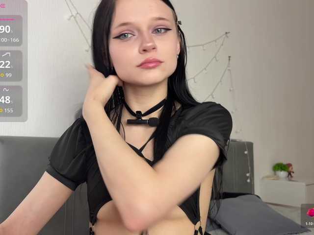 meowcha live cam on BongaCams