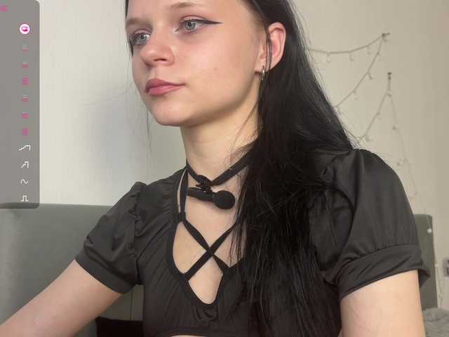 meowcha live cam on BongaCams