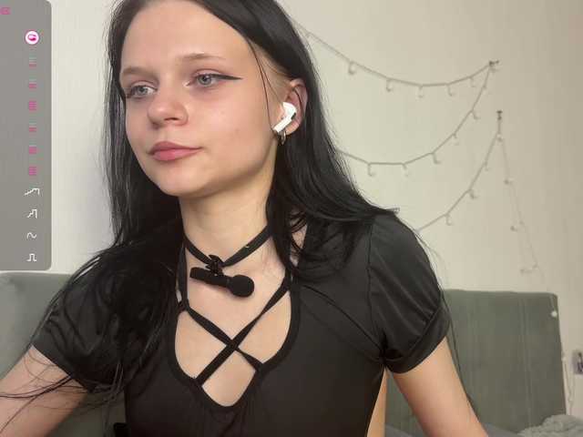 meowcha live cam on BongaCams