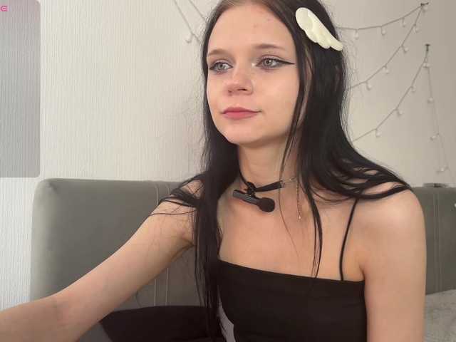 meowcha live cam on BongaCams