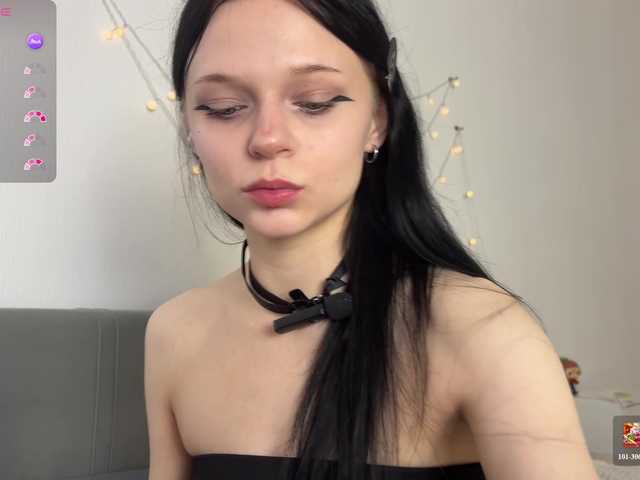 meowcha live cam on BongaCams