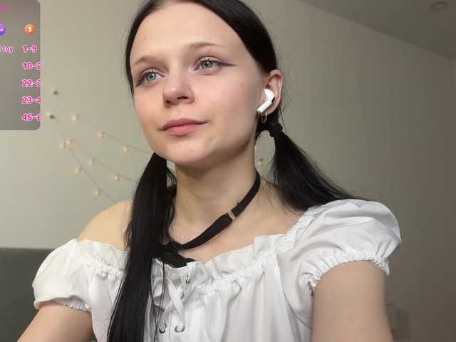 meowcha live cam on BongaCams