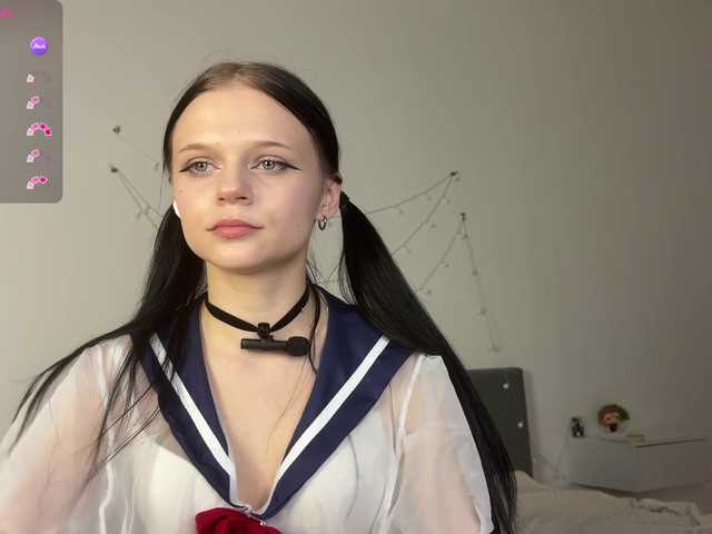 meowcha live cam on BongaCams