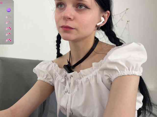 meowcha Live Webcam on BongaCams