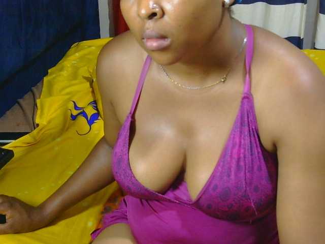 Brazdoll live cam on BongaCams
