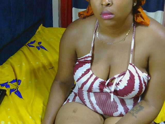 Brazdoll live cam on BongaCams