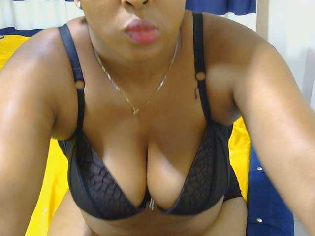 Brazdoll live cam on BongaCams