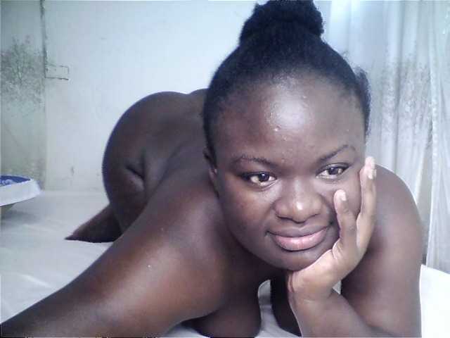 Blackgally233 live cam on BongaCams
