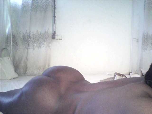 Blackgally233 live cam on BongaCams