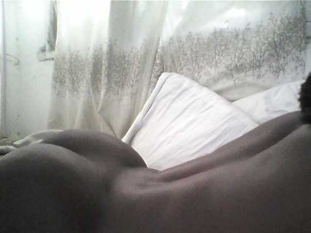 Blackgally233 live cam on BongaCams