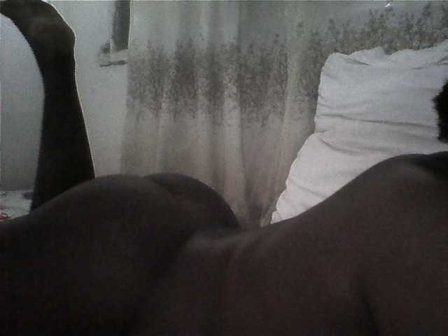 Blackgally233 live cam on BongaCams