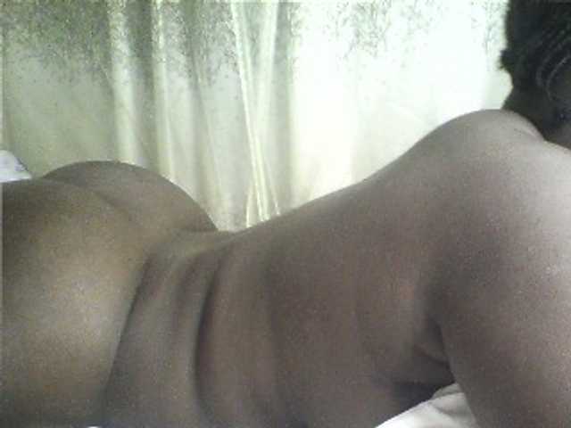 Blackgally233 live cam on BongaCams