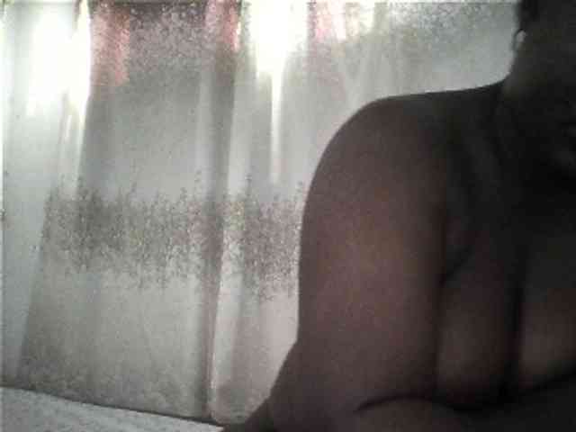 Blackgally233 webcam