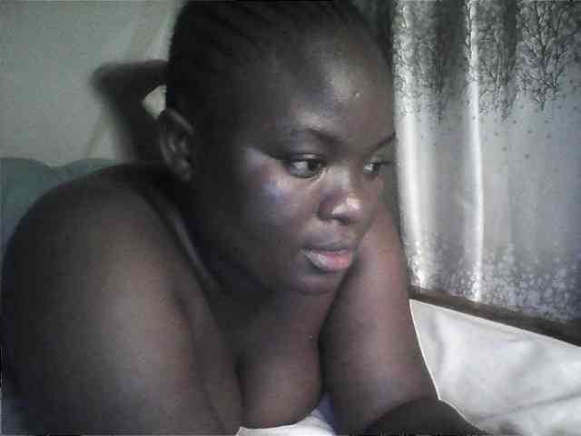 Blackgally233 webcam