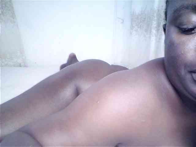 Blackgally233 webcam