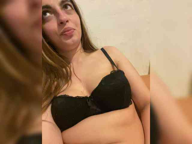 VS903 Live Webcam on BongaCams