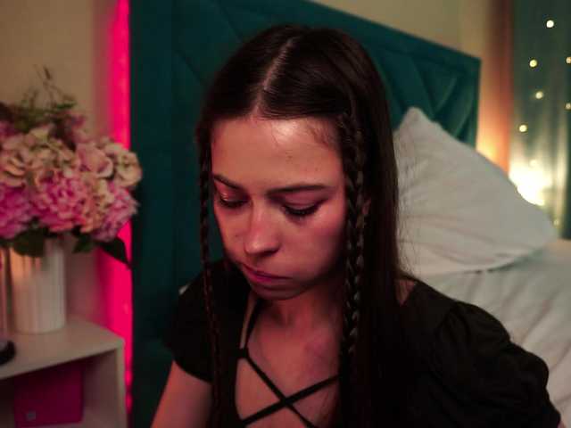Kalinali live cam on BongaCams