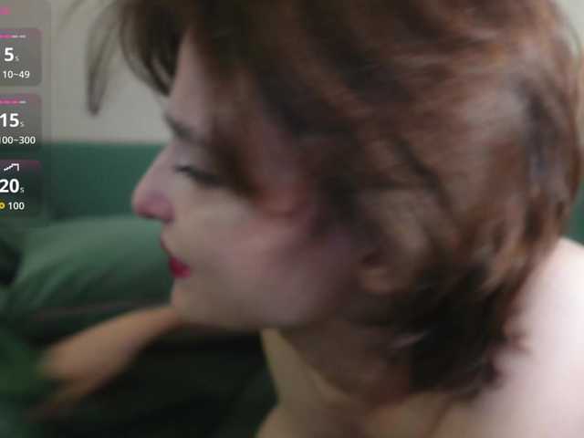 RebeGoldNoir