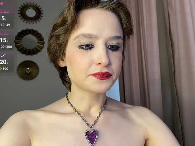 RebeGoldNoir live cam on BongaCams